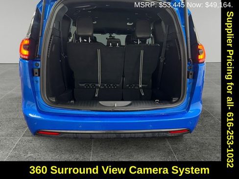 New 2026 Chrysler Pacifica Select image 16