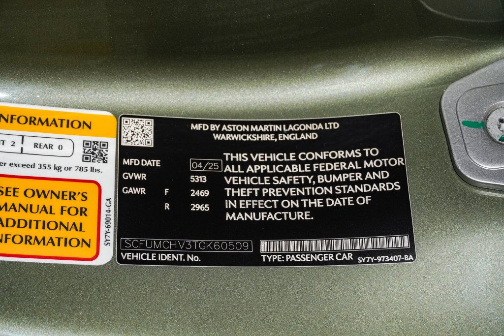 Used 2026 Aston Martin Vanquish Convertible RWD image 40