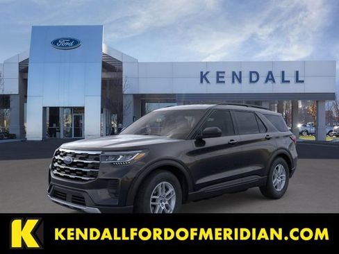 Used 2026 Ford Explorer Active AWD/4WD image 1