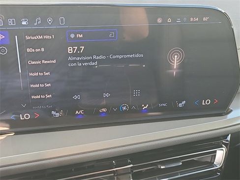 New 2026 Chevrolet Traverse LT w/ Driver Confidence Package image 29