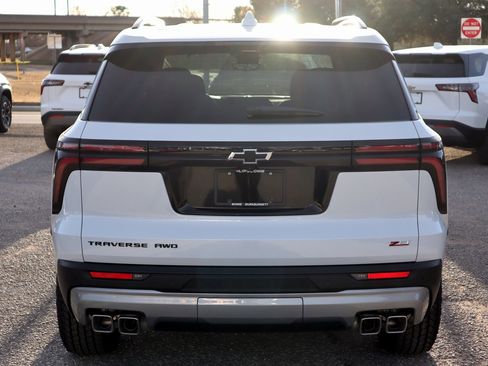 New 2026 Chevrolet Traverse Z71 w/ Enhanced Driving Package image 18