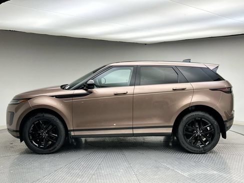 Used 2026 Land Rover Range Rover Evoque S AWD/4WD image 2