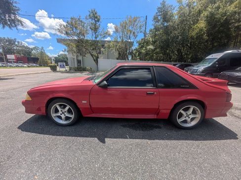 Used 1991 Ford Mustang GT RWD image 8