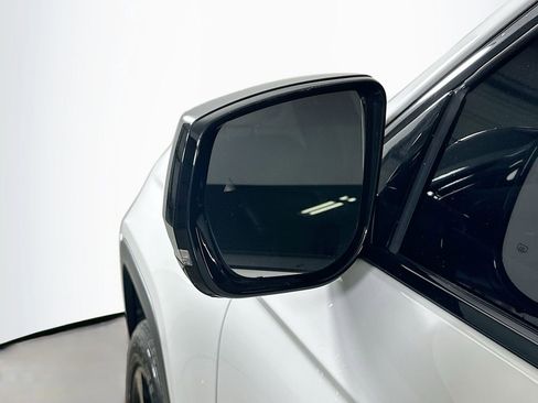 Used 2023 Jeep Grand Cherokee Altitude AWD/4WD image 36