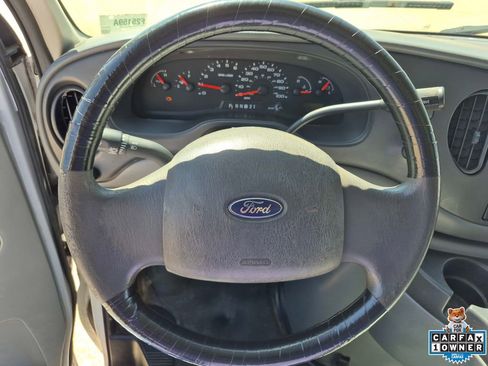 Used 2006 Ford E-150 and Econoline 150 RWD image 9
