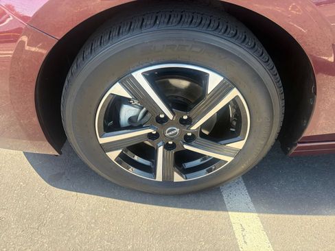 Used 2025 Nissan Sentra SV FWD image 23