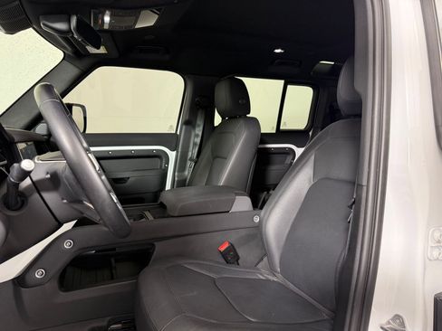 Used 2023 Land Rover Defender 110 S AWD/4WD image 5