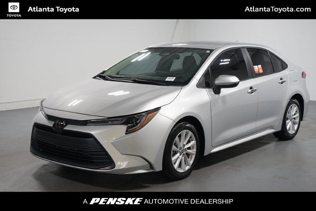 Used 2026 Toyota Corolla LE w/ LE Premium Package FWD image 1