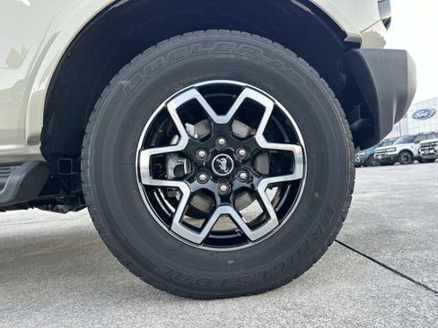 New 2025 Ford Bronco Outer Banks image 12