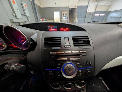 Used 2010 MAZDA MAZDA3 s Grand Touring FWD image 35