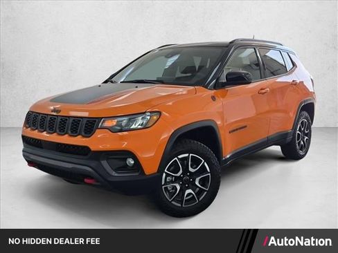 Used 2026 Jeep Compass Trailhawk w/ Sun, Sound & Navigation Group AWD/4WD image 1