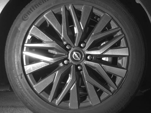 Used 2025 Nissan Altima 2.5 SV image 13