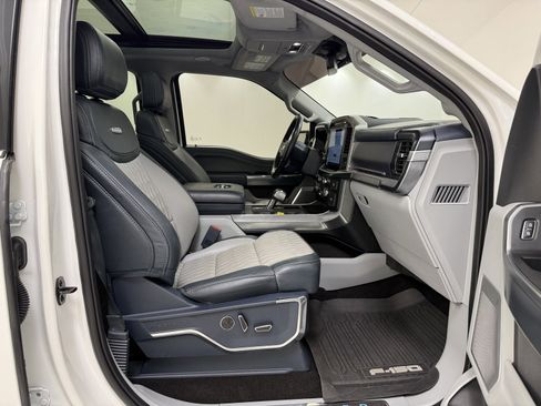 Used 2022 Ford F150 Limited image 34