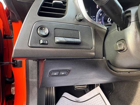 Used 2019 Chevrolet Corvette Stingray Coupe w/ 2LT Preferred Equipment Group image 15