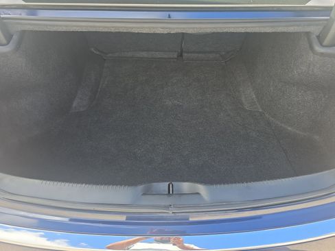 Used 2017 Chrysler 300 Limited w/ Driver Convenience Group image 12