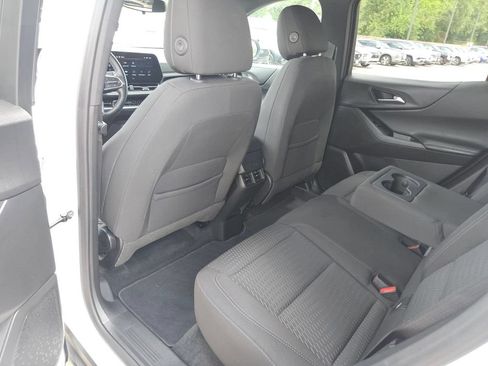 Used 2025 Chevrolet Equinox LT FWD image 27