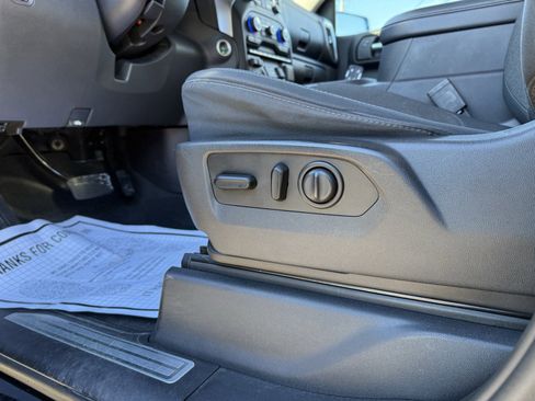 Used 2019 Chevrolet Silverado 1500 RST image 24