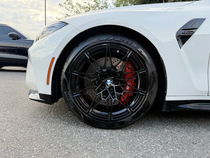 Used 2022 BMW M4 Competition w/ M Carbon Exterior Package RWD image 31