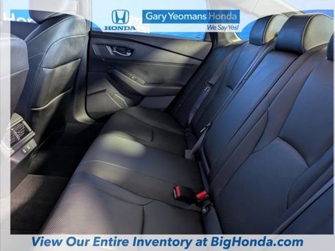 Certified 2025 Honda Accord Sport image 19