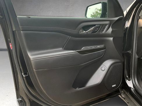 Used 2021 GMC Acadia AT4 w/ Technology Package image 19