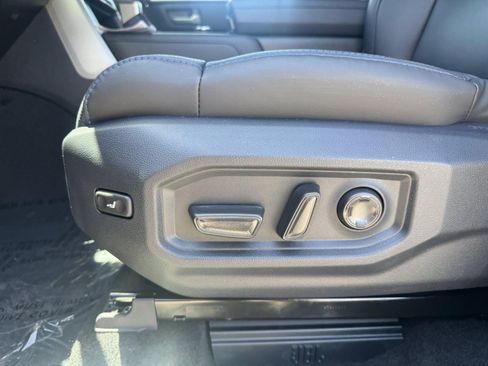 New 2026 Toyota Sequoia SR5 AWD/4WD image 21