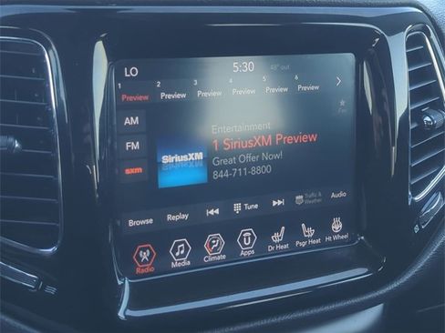 Used 2018 Jeep Compass Limited image 17