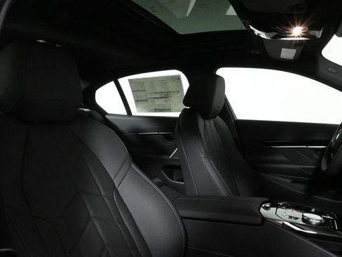 Used 2026 BMW 530i xDrive w/ Premium Package image 35