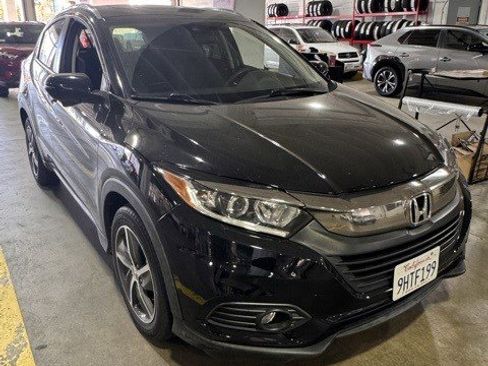 Used 2021 Honda HR-V EX image 3