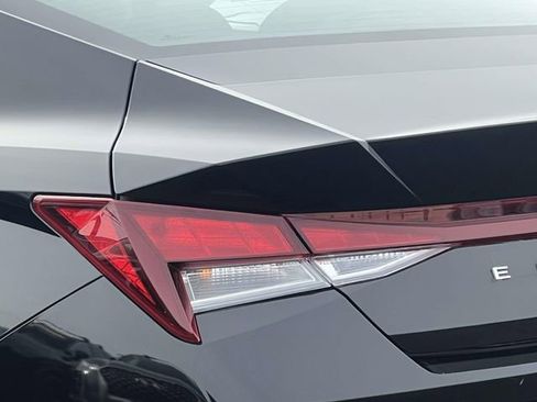 Certified 2023 Hyundai Elantra SEL w/ Cargo Package image 9