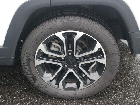Used 2023 Jeep Compass Limited AWD/4WD image 33