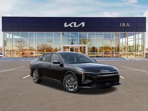 New 2026 Kia K4 FWD image 8