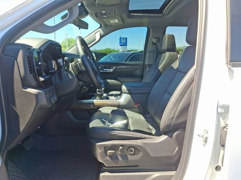 Certified 2024 Chevrolet Silverado 1500 LT Trail Boss w/ LT Trail Boss Premium Package AWD/4WD image 14