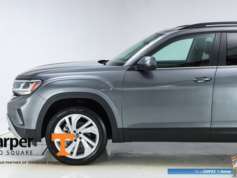 Used 2023 Volkswagen Atlas SE w/ Panoramic Sunroof Package FWD image 42