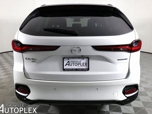 Used 2025 MAZDA CX-70 Plug-In Hybrid w/ Premium Pkg image 6