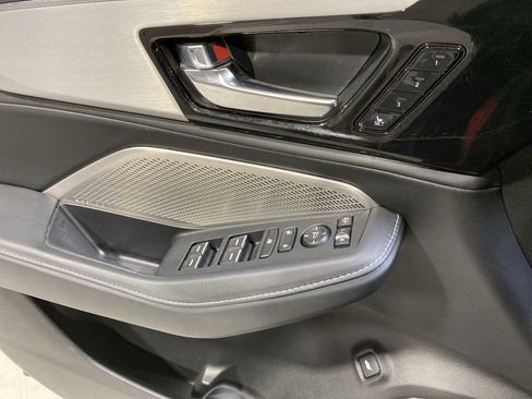 Used 2023 Acura MDX SH-AWD w/ Technology Package image 23