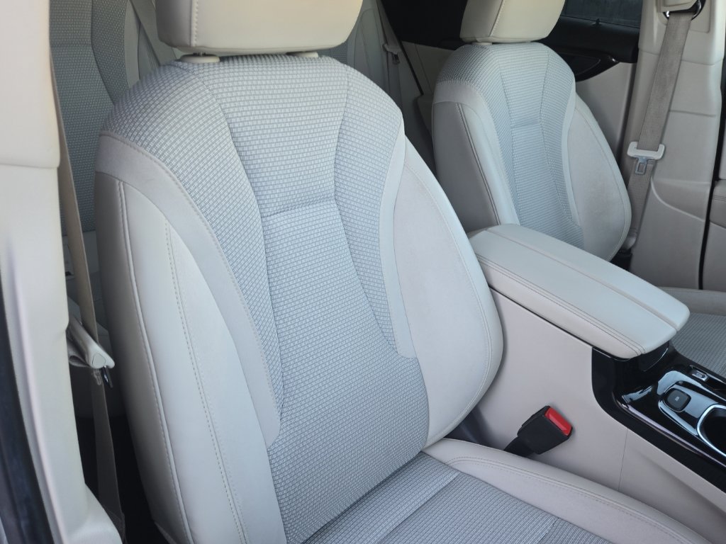 Used 2023 Buick Envision Preferred FWD image 19