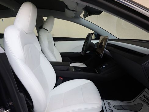 Used 2024 Tesla Model 3 Standard Range RWD image 29