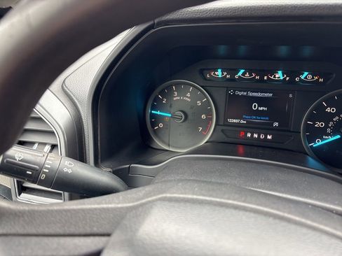 Used 2018 Ford F150 XLT w/ Trailer Tow Package image 40