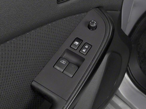 Used 2013 Nissan Altima 2.5 S w/ Premium Pkg FWD image 19