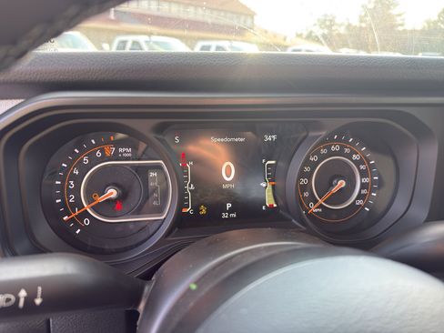 New 2026 Jeep Gladiator Willys image 10