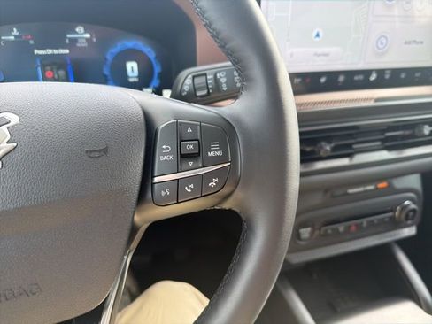 Certified 2025 Ford Bronco Sport Outer Banks w/ Outer Banks Tech Package+ AWD/4WD image 46