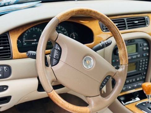 Used 2003 Jaguar S-TYPE 3.0 RWD image 9