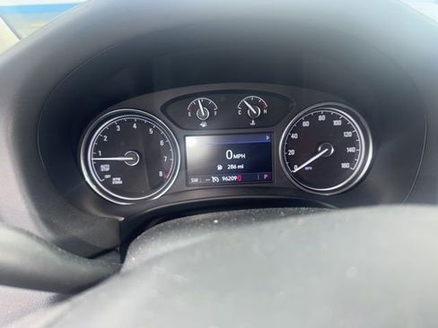 Used 2023 Buick Enclave Essence w/ Experience Buick Package image 9