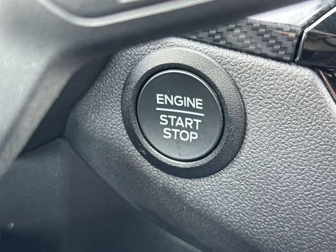 Used 2025 Ford Escape ST-Line image 22