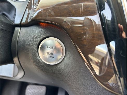 Used 2017 Mercedes-Benz GLS 450 4MATIC image 25