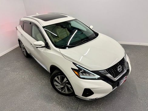 Used 2020 Nissan Murano SL w/ Moonroof Package image 2