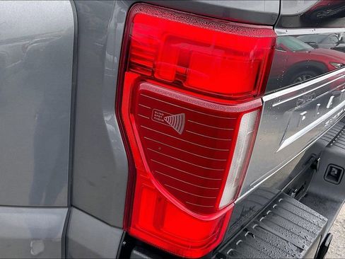 Used 2021 Ford F450 Platinum w/ FX4 Off-Road Package image 26