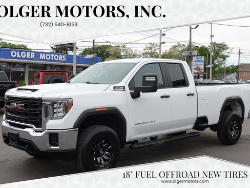 Used 2022 GMC Sierra 2500 Pro w/ Convenience Package AWD/4WD image 1