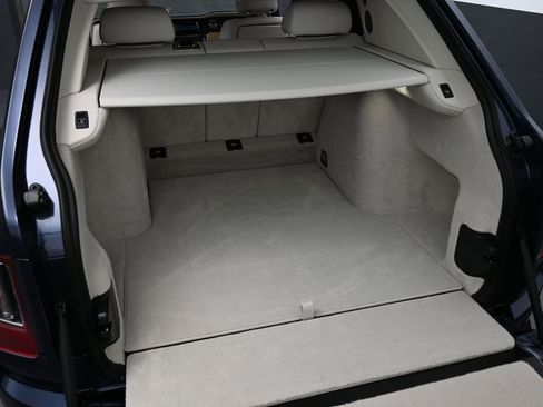 Certified 2024 Rolls-Royce Cullinan AWD/4WD image 35
