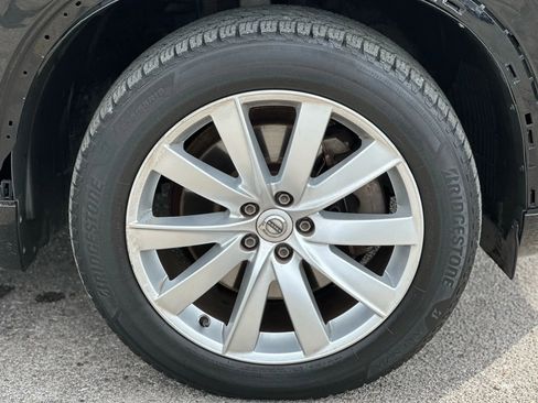 Used 2016 Volvo XC90 T6 Momentum w/ Protection Package Plus image 30